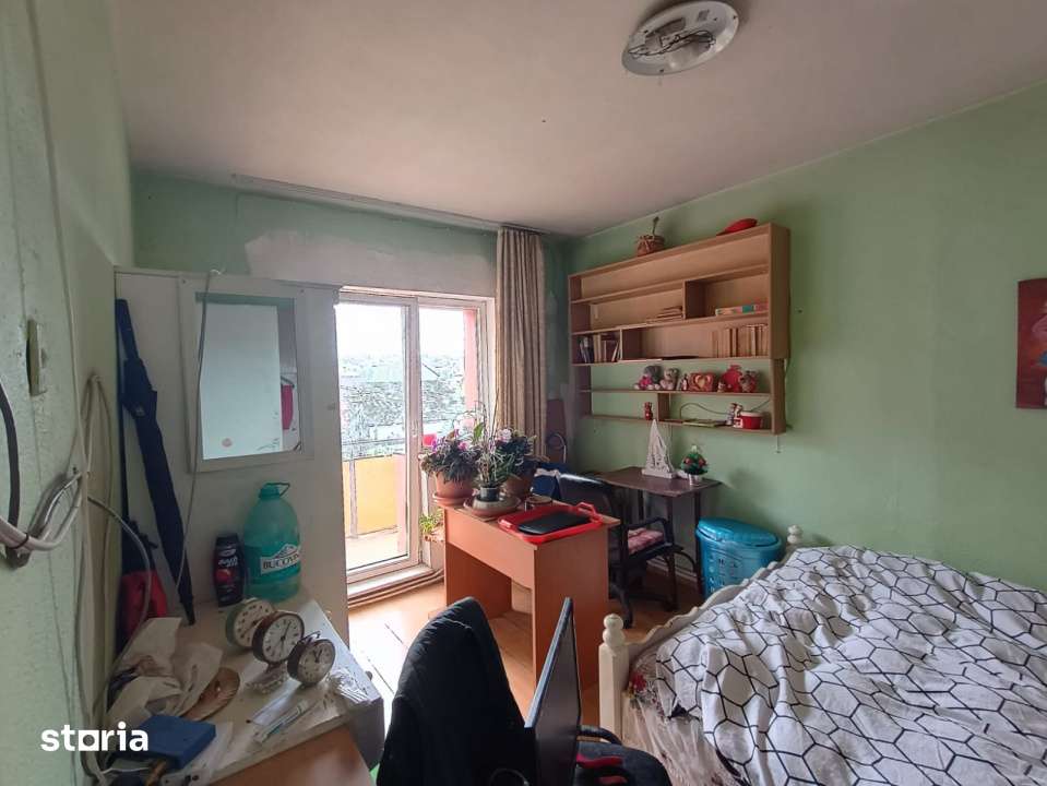 Vanzare apartament cu 4 camere 2 bai 2 balcoane Dambu Rotund — fotografia 3