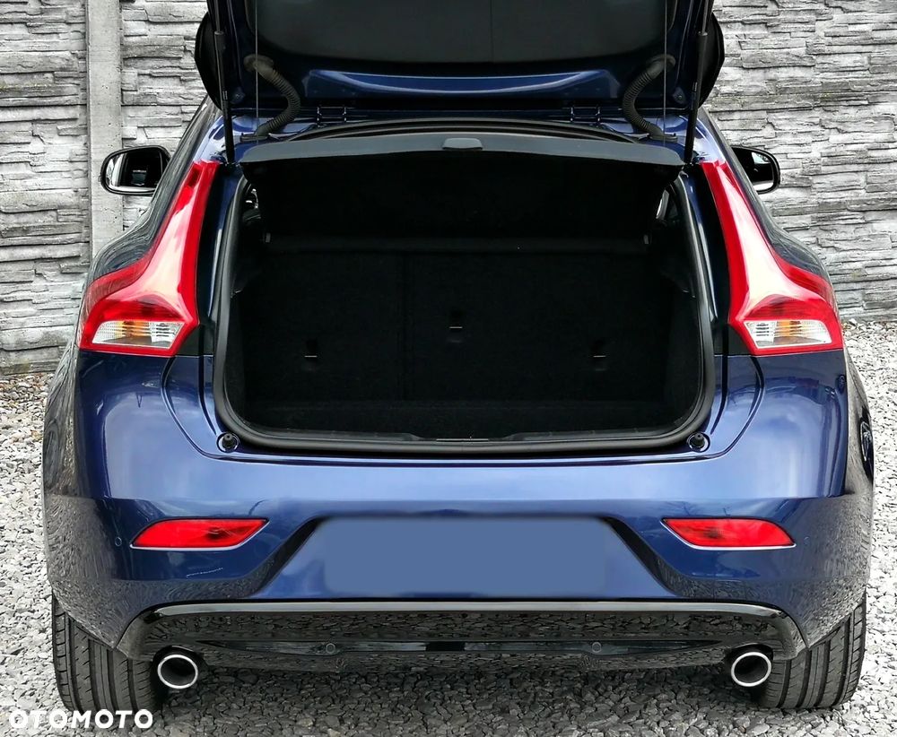 Volvo V40 D4 Ocean Race - 23