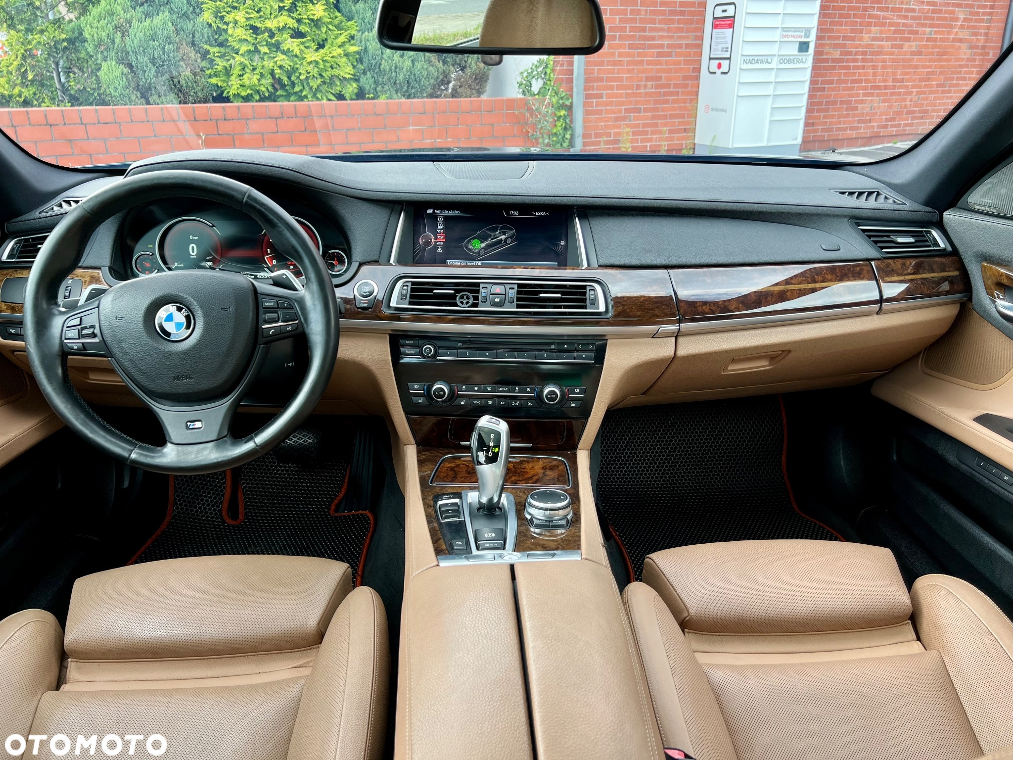 BMW Seria 7 740Li - 24