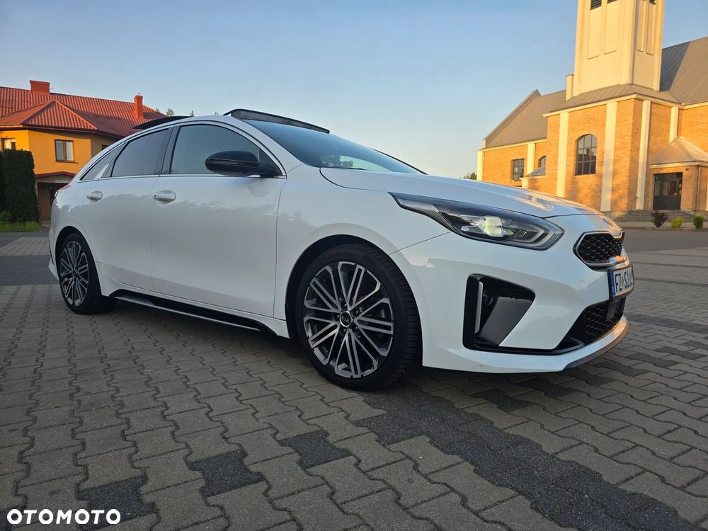 Kia ProCeed 1.5 T-GDI DCT7 OPF GT LINE - 1