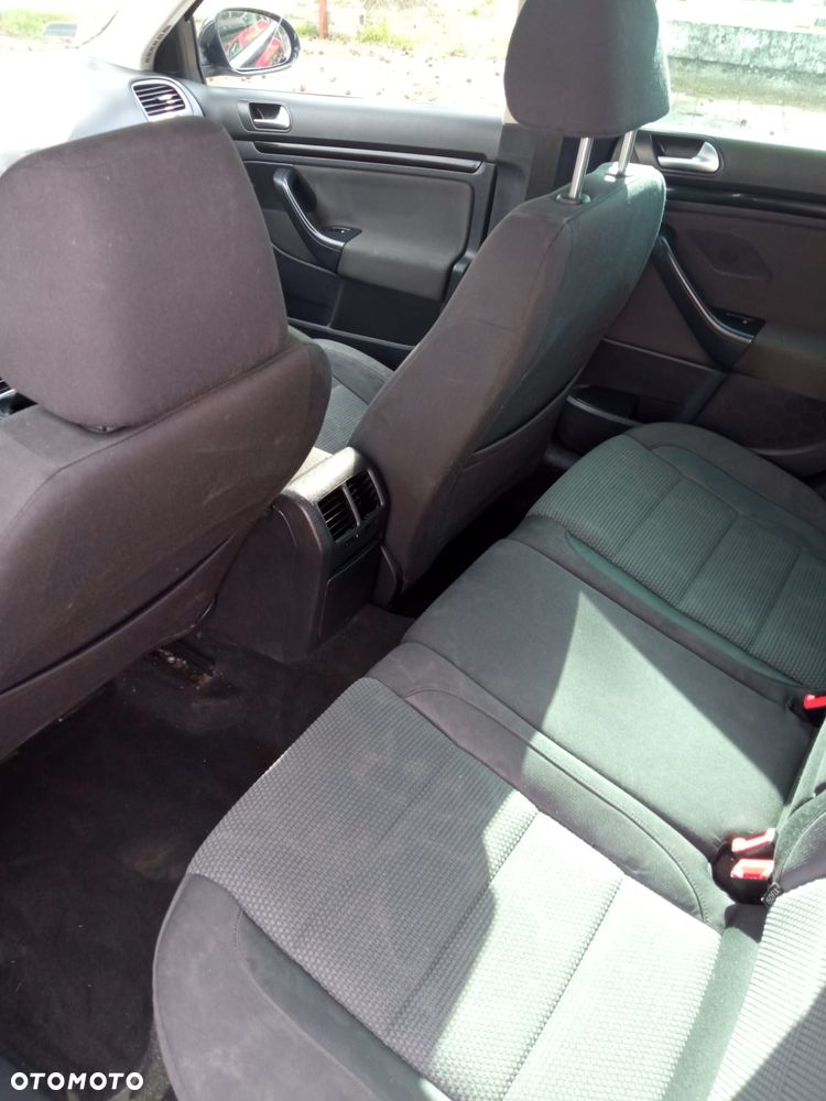 Volkswagen Golf 1.6 TDI DPF Comfortline - 2
