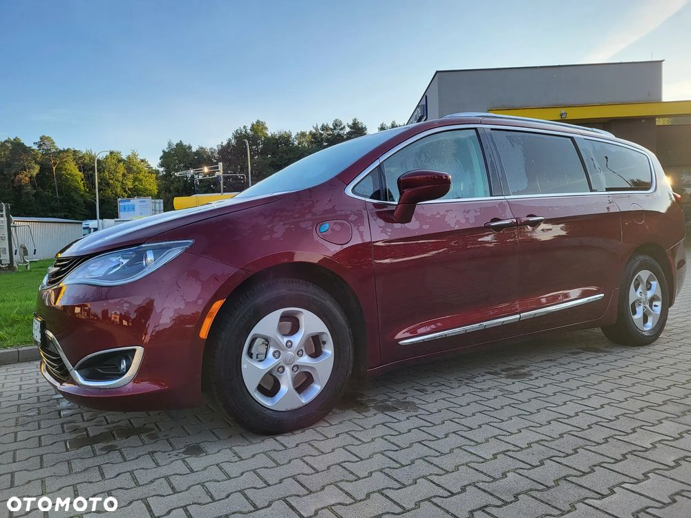 Chrysler Pacifica - 9