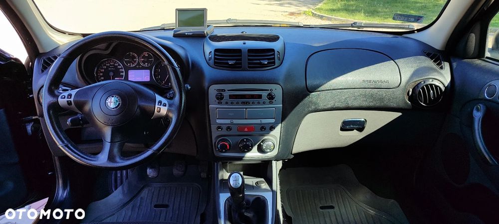 Alfa Romeo 147 1.6 Twin Spark ECO Shape - 13