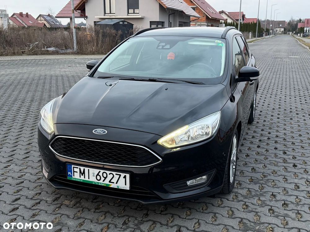 Ford Focus 1.5 EcoBlue Start-Stopp-System TITANIUM - 2