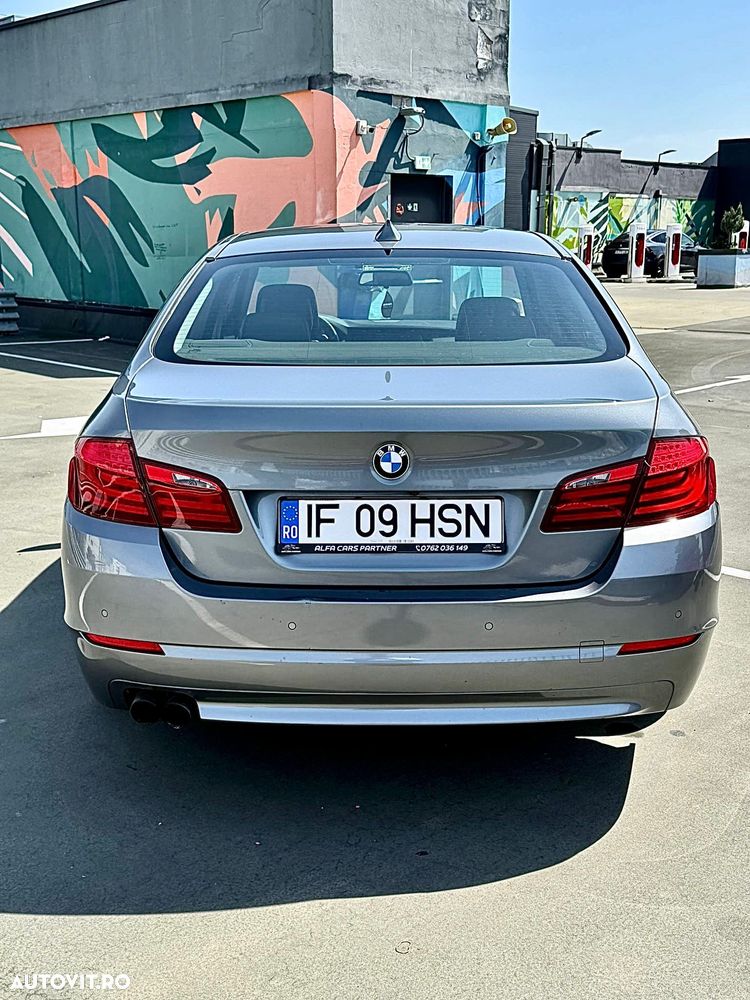 BMW Seria 5 520d - 2