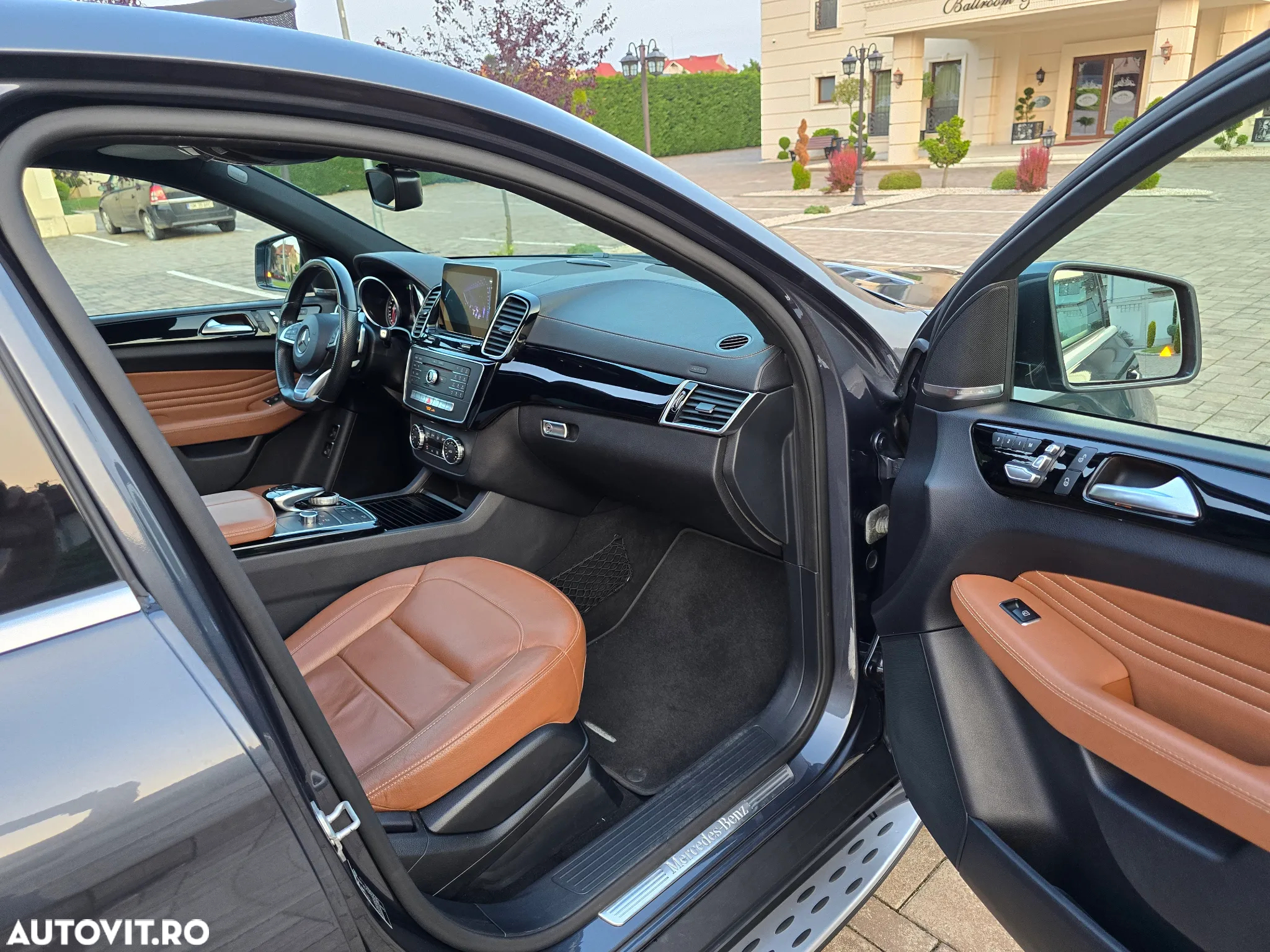 Mercedes-Benz GLE 350 d 4Matic 9G-TRONIC AMG Line - 8