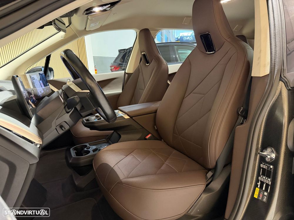 BMW iX xDrive40 - 6