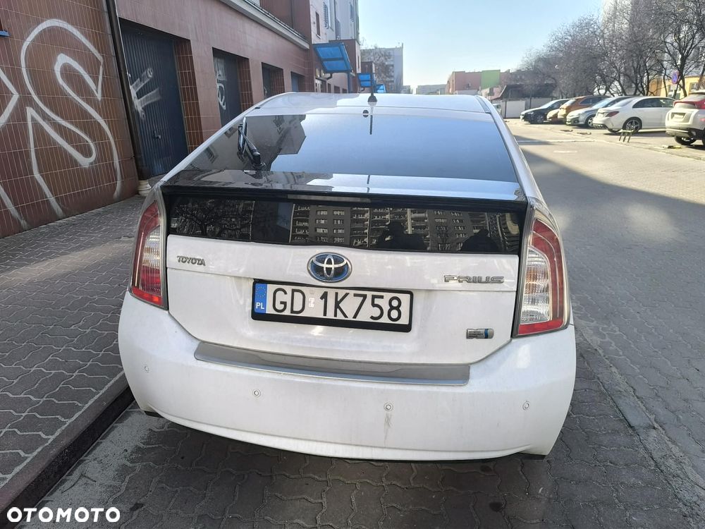 Toyota Prius - 15