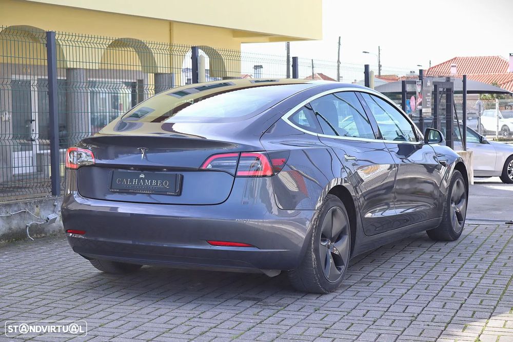 Tesla Model 3 Standard Range Plus RWD - 3