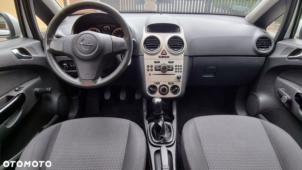 Opel Corsa - 13
