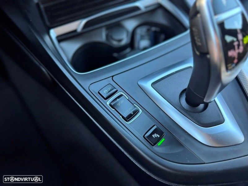 BMW 120 d Pack M Auto - 41