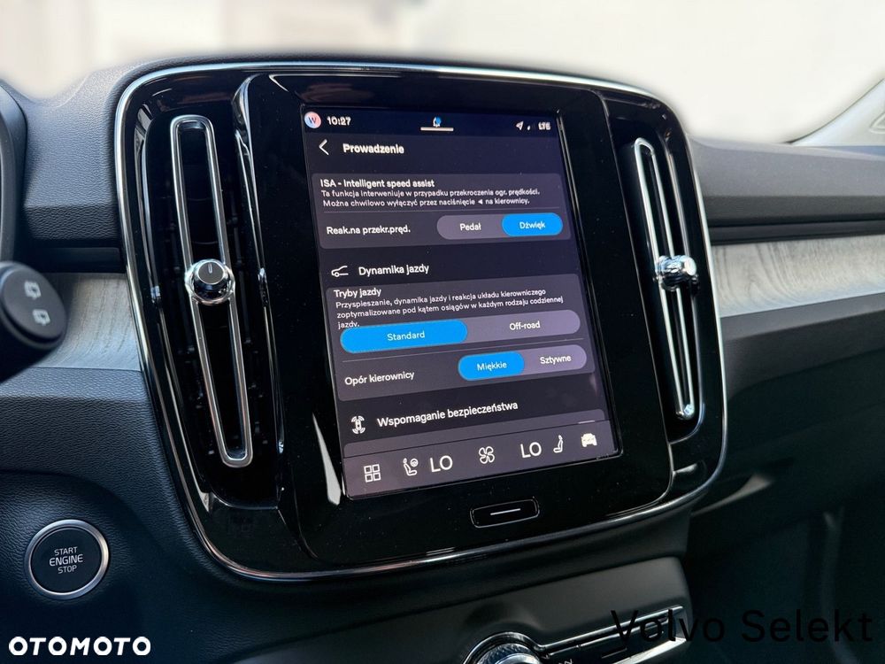Volvo XC 40 - 24