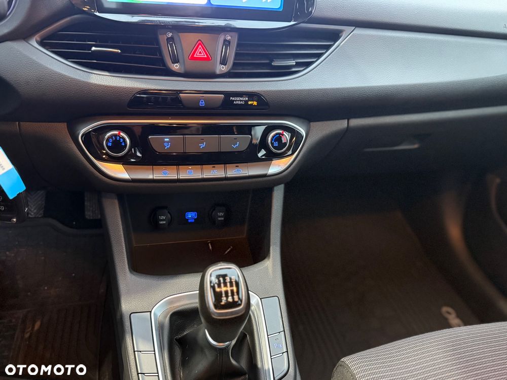 Hyundai i30 1.5 DPI Comfort - 14