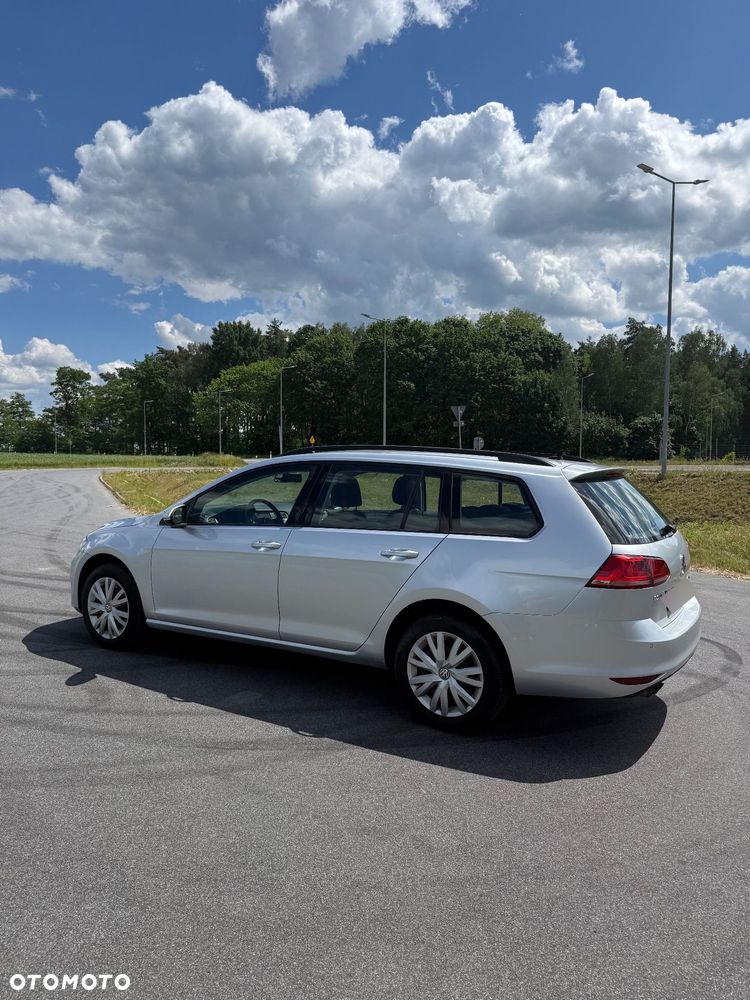 Volkswagen Golf Variant - 10