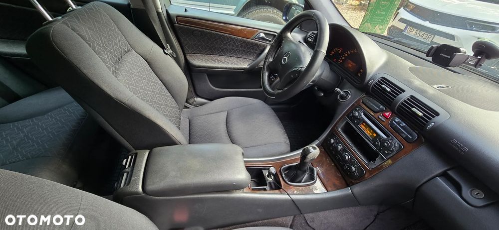 Mercedes-Benz Klasa C 270 CDI Avantgarde - 2