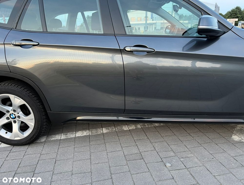 BMW X1 sDrive18d Sport Line - 16