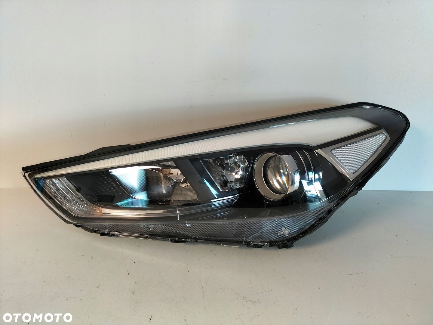 Lampa przednia reflektor lewa HYUNDAI TUCSON III 15-18 - 1