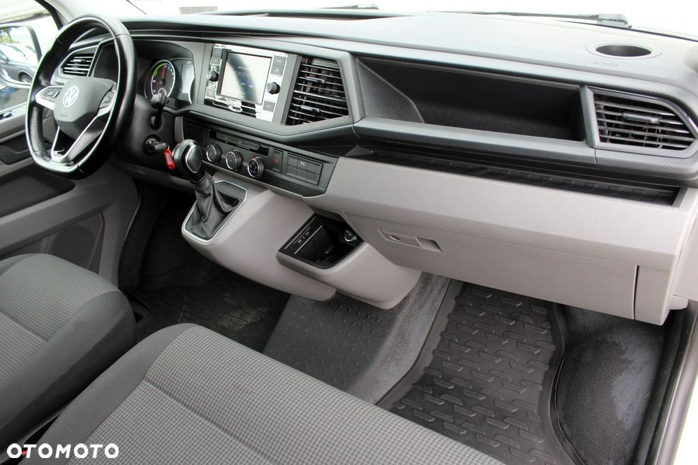 Volkswagen Transporter - 12