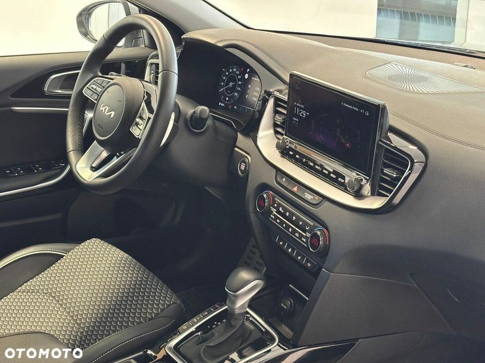 Kia Ceed 1.5 T-GDI L DCT - 17