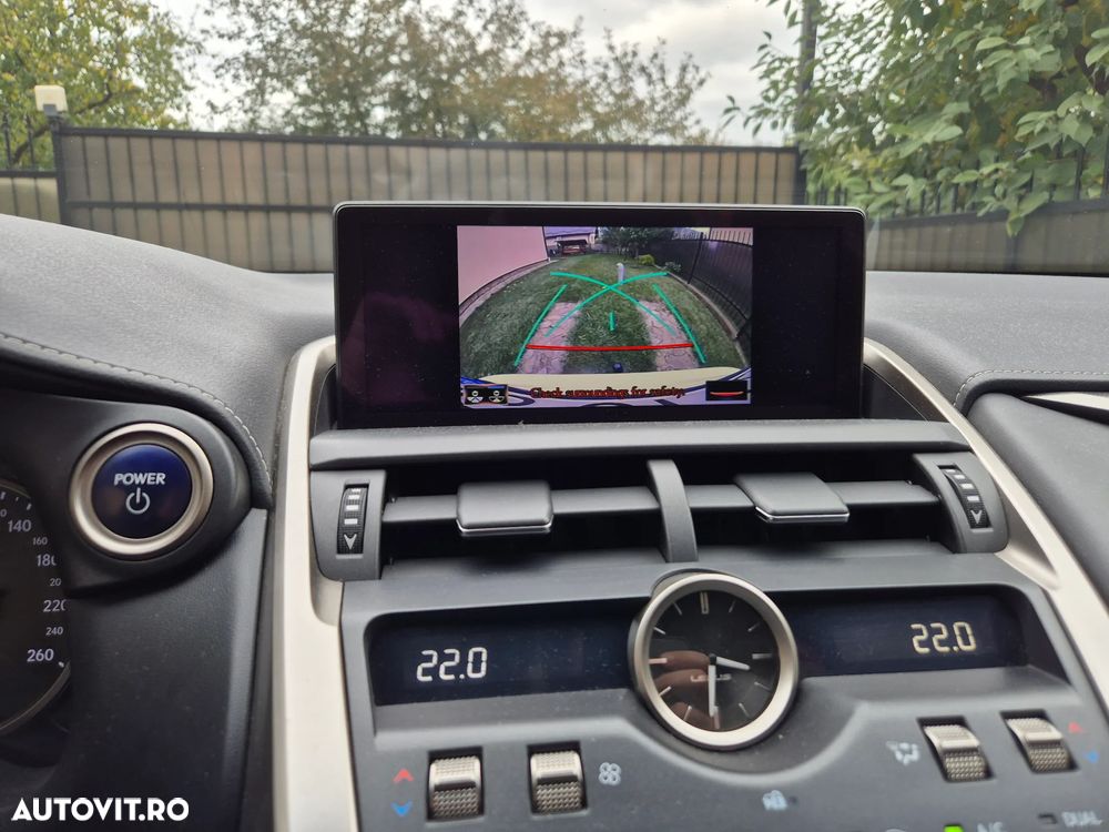 Lexus Seria NX - 2