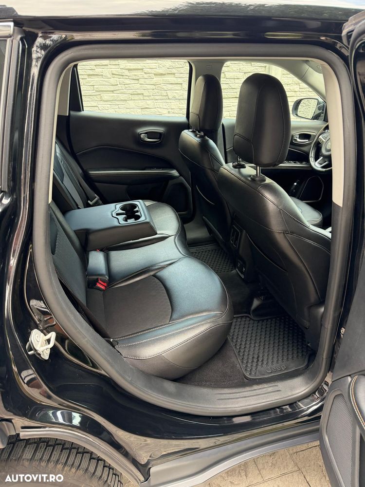 Jeep Compass 2.0 M-Jet 4x4 AT Longitude - 4