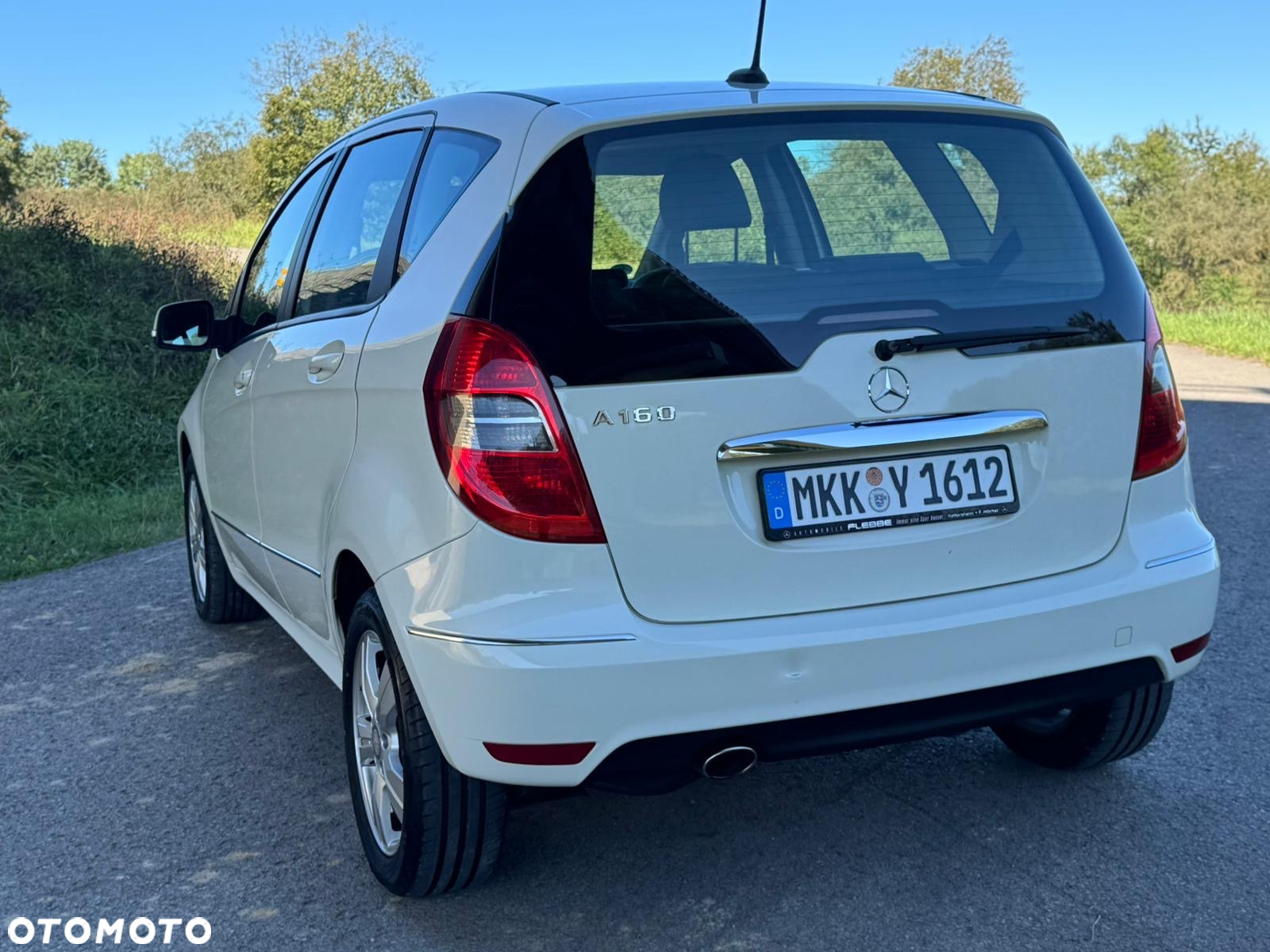 Mercedes-Benz Klasa A 160 BlueEFFICIENCY Special Edition - 18