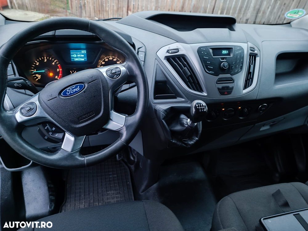 Ford Transit Custom - 8