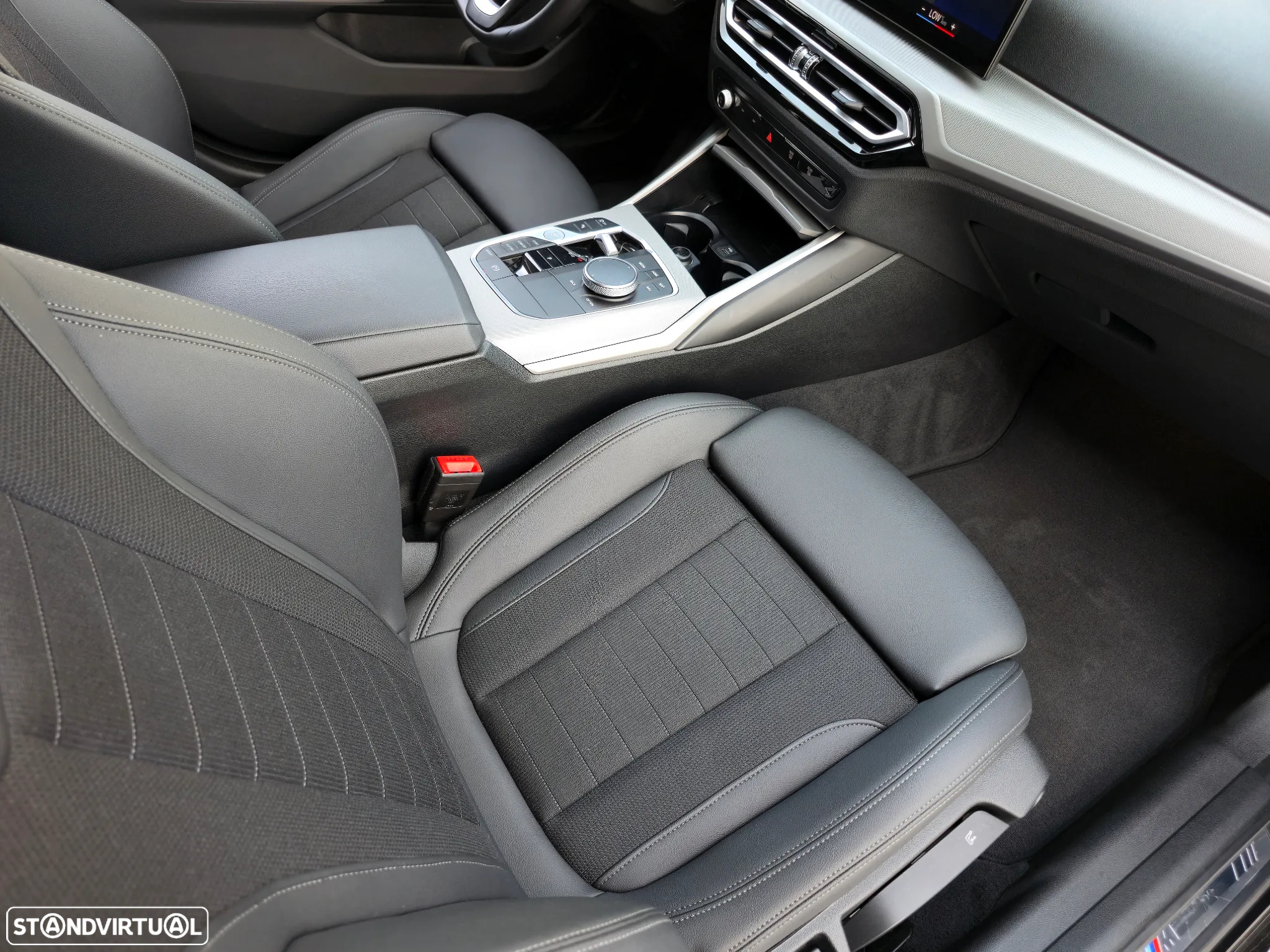 BMW 320 d Touring Line Sport Auto - 29
