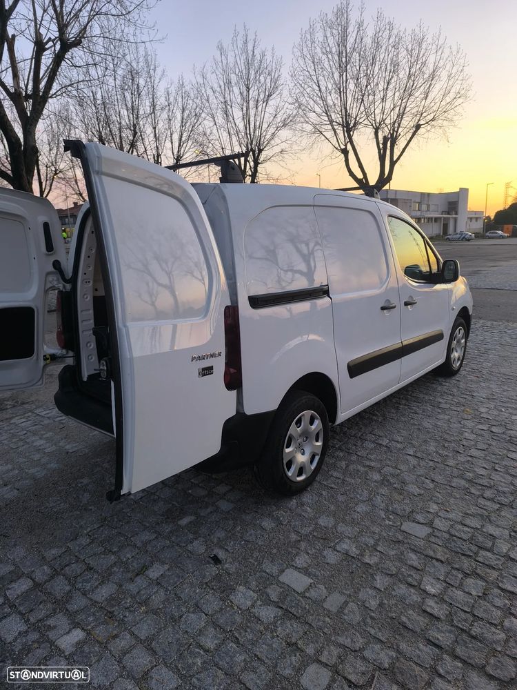 Peugeot Partner office - 4