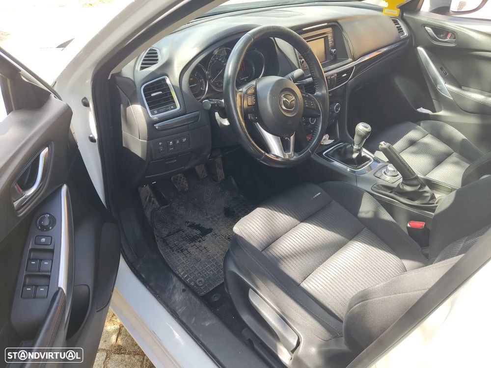 Mazda 6 2.2 SKY-D Evolve Navi - 12