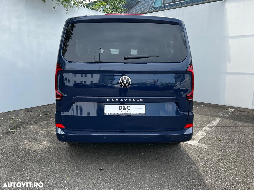 Volkswagen Caravelle - 8