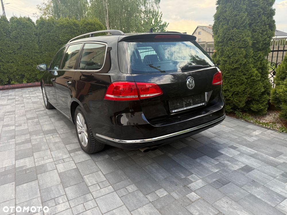 Volkswagen Passat - 10