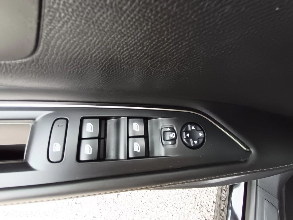 Peugeot 5008 BlueHDI 150 Stop & Start Allure - 32