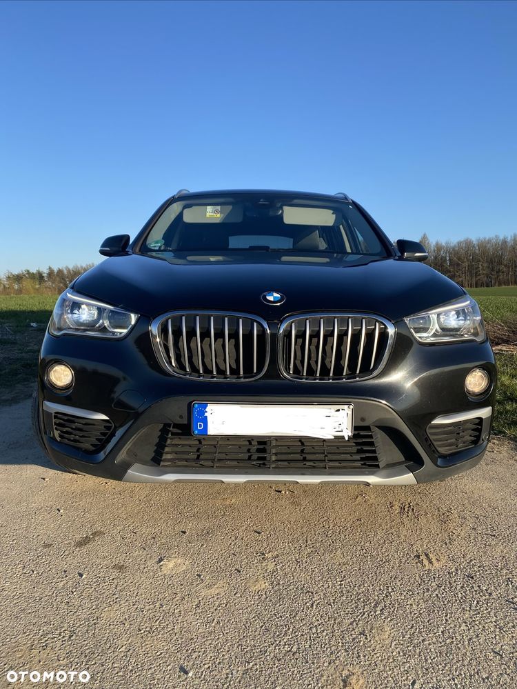BMW X1 xDrive18d - 10