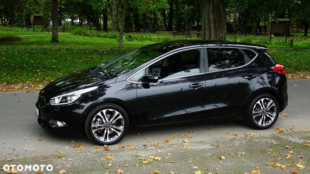 Kia Ceed 1.6 CRDi 128 Platinum Edition - 26