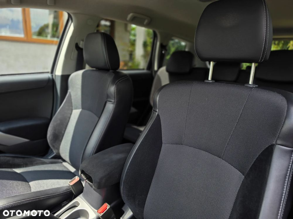 Mitsubishi Outlander - 19