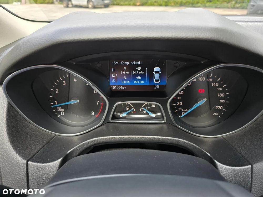 Ford Focus 1.0 EcoBoost STart-Stopp-System TITANIUM - 5