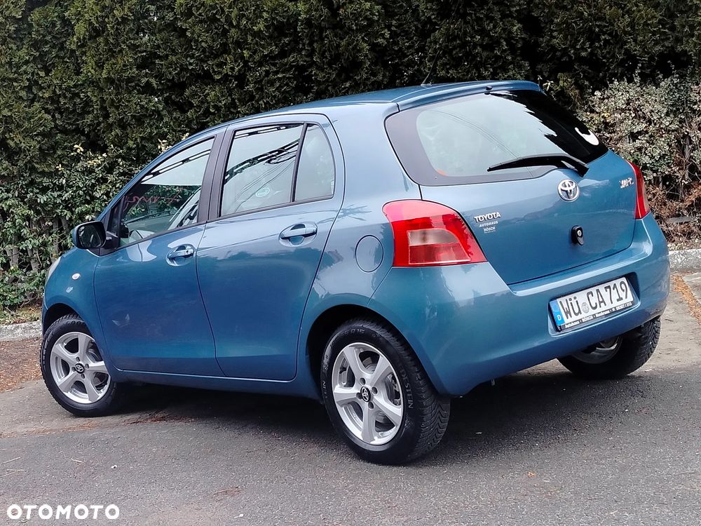 Toyota Yaris 1.3 VVT-i Cool - 2