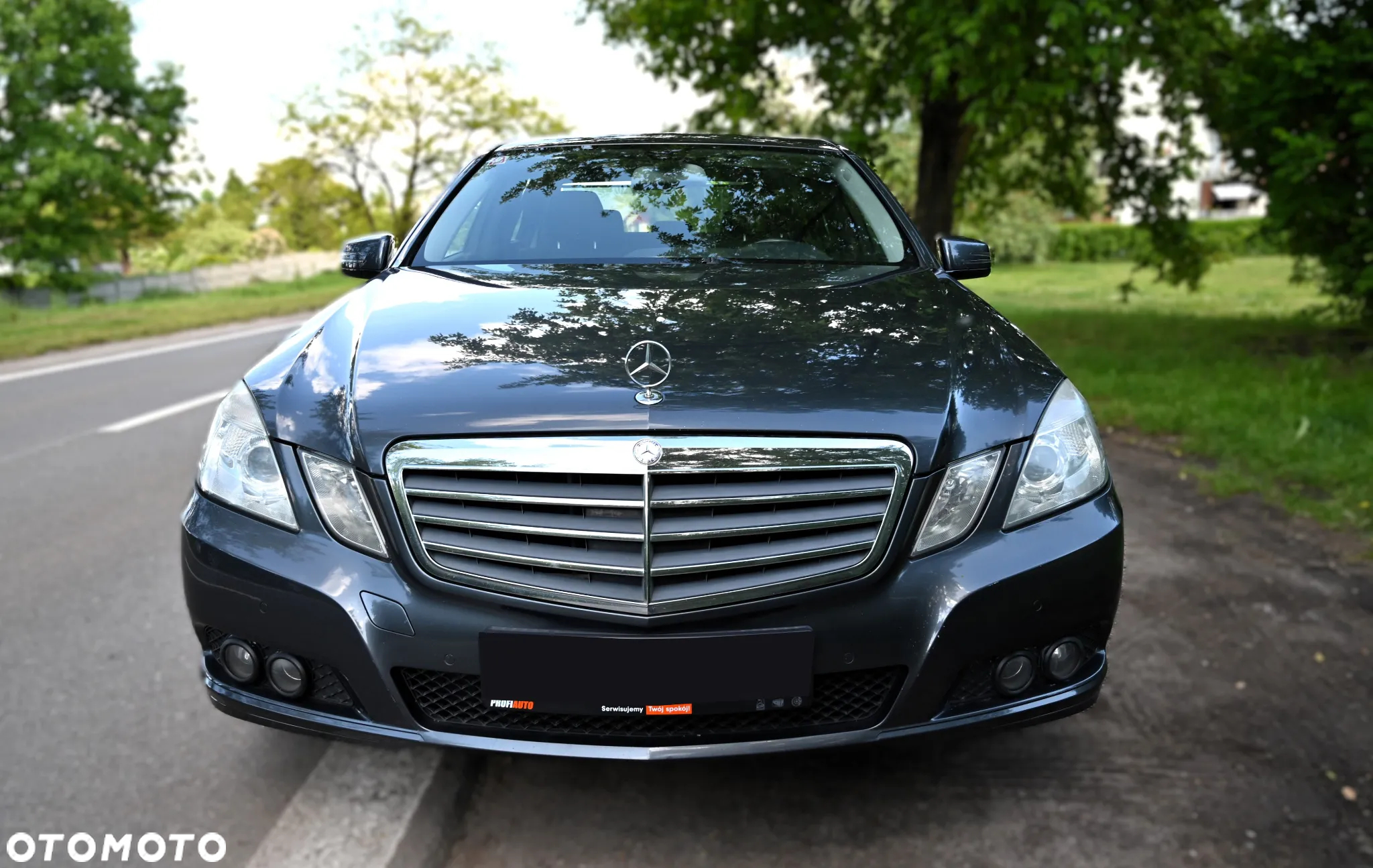 Mercedes-Benz Klasa E - 9