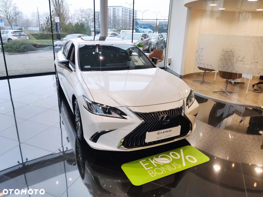 Lexus ES - 14