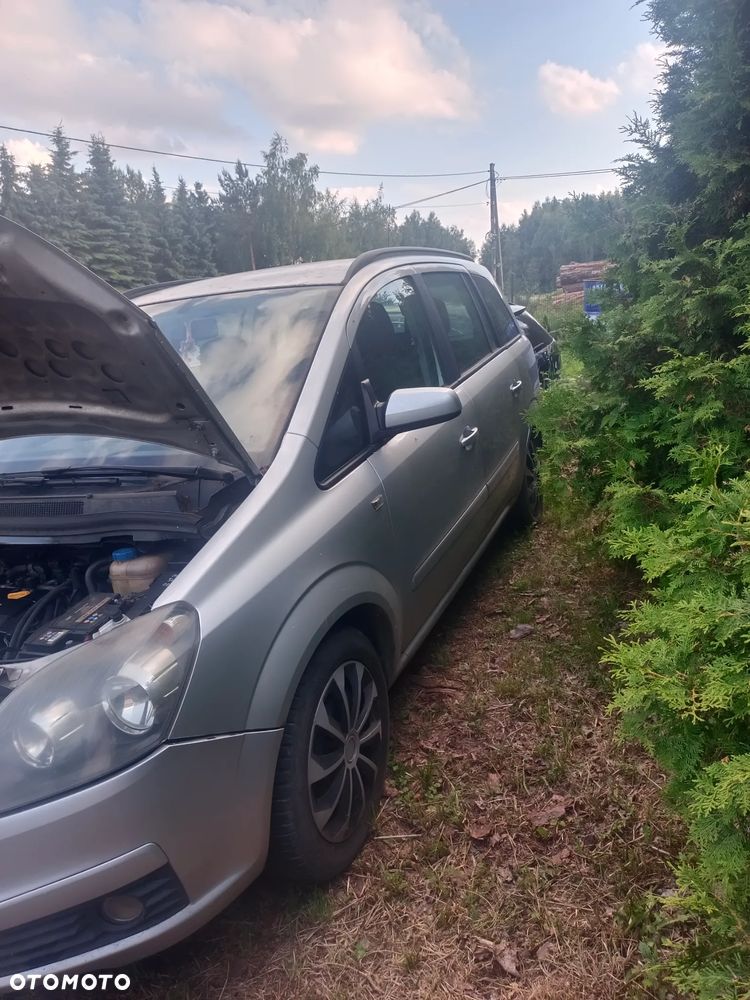 Opel Zafira 1.8 - 3