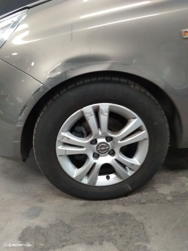 Para Peças Opel Corsa D (S07) - 10
