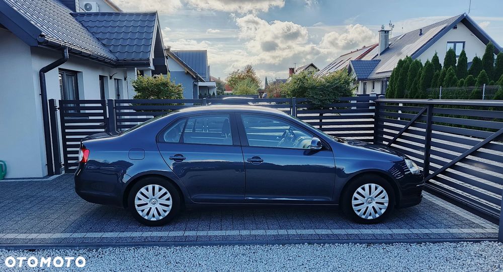 Volkswagen Jetta 1.4 TSI Comfortline - 11