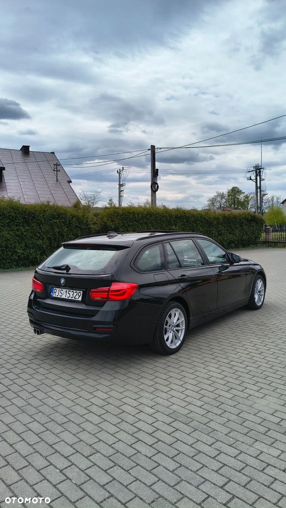 BMW Seria 3 320d xDrive Advantage - 4