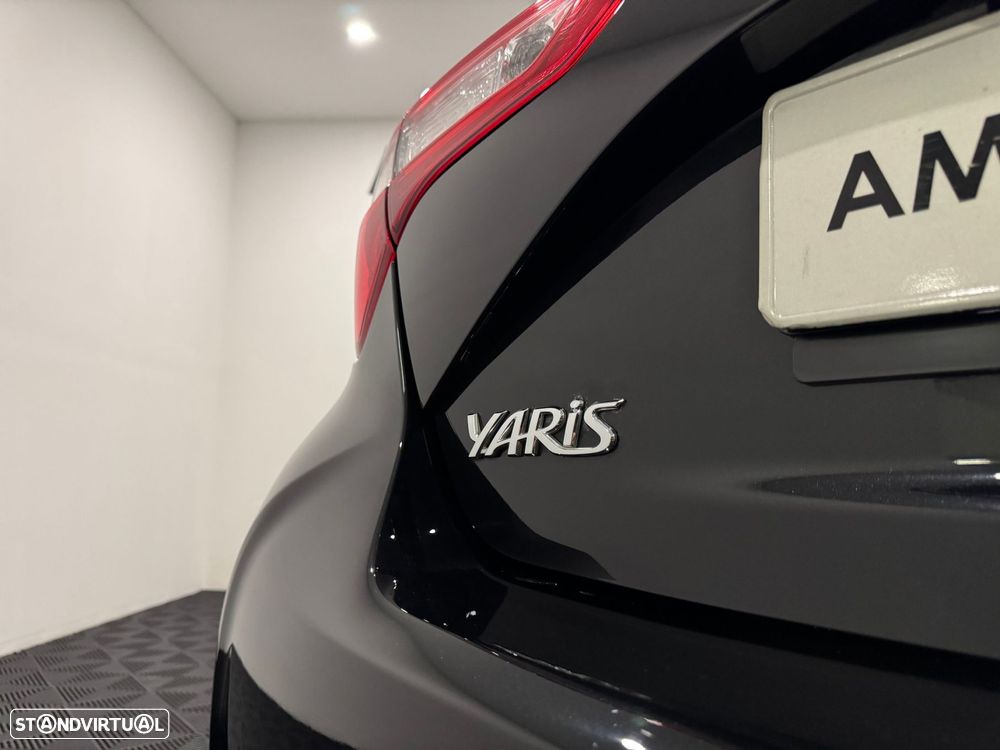 Toyota Yaris 1.5 VVT-i Comfort+P.Style - 23