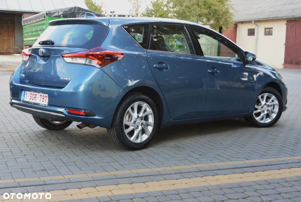 Toyota Auris - 9