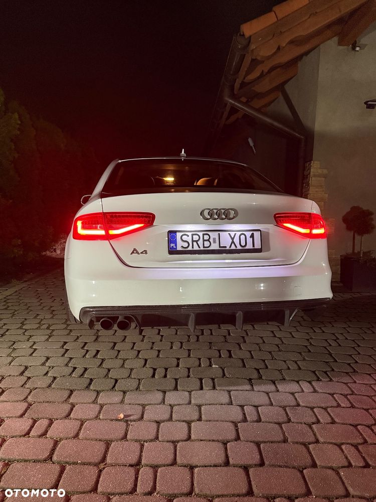 Audi A4 Limousine - 7