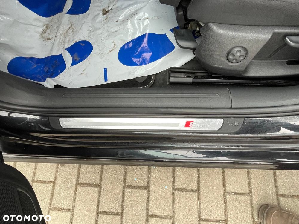 Audi A4 Avant 2.0 TDI DPF quattro S tronic S line Sportpaket - 24