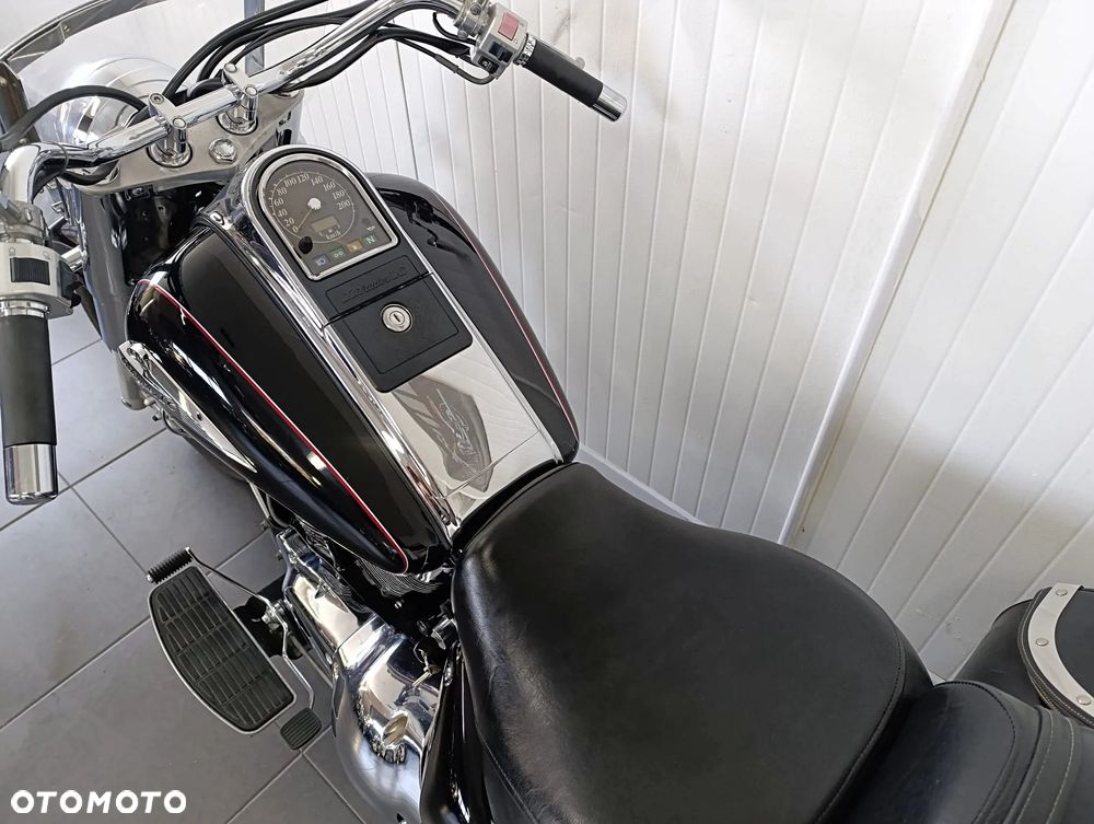 Suzuki VL 1500 Intruder LC - Boulevard C90 - 11