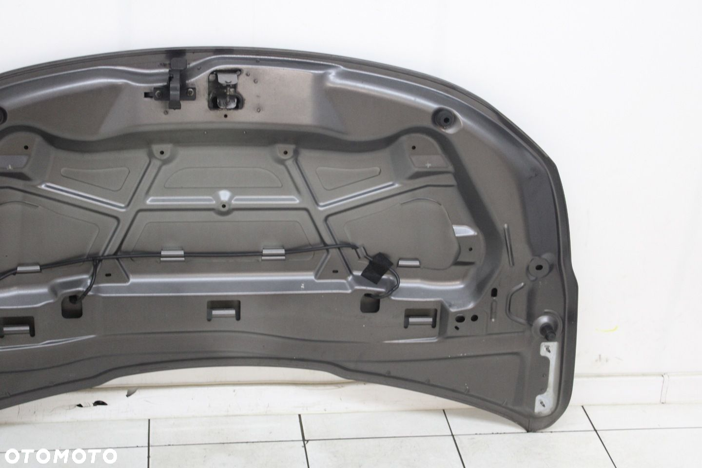 PEUGEOT 2008 I LIFT 2016R- MASKA POKRYWA SILNIKA EVL - KOD LAKIERU - 9